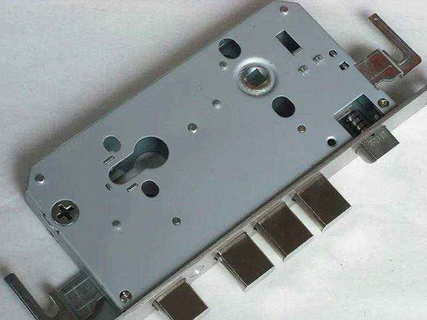 延安24小时上门开锁公司